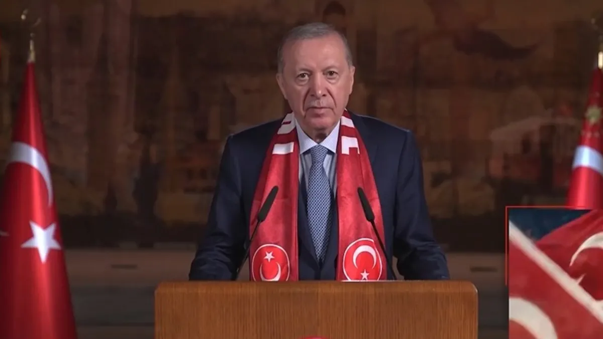 Başkan Erdoğan’dan A Milli Futbol Takımı’na destek mesajı: Yeni bir destan yazmanın tam zamanı Başkan Erdoğan’dan A Milli Futbol Takımı’na destek mesajı: Yeni bir destan yazmanın tam zamanı