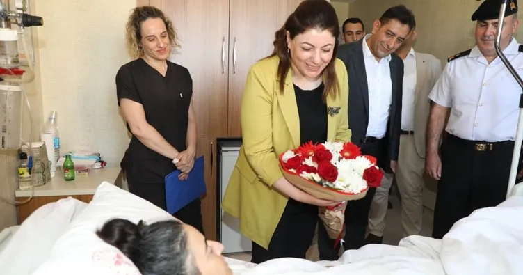 Vali yardımcısı Yeliz Mercan ile İl Jandarma Komutanı’ndan bayram ziyaretleri