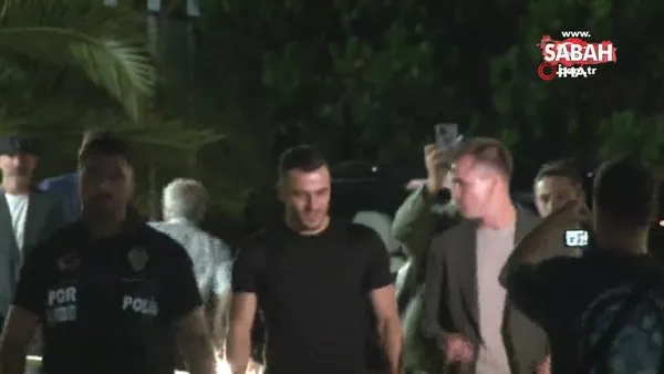 Fenerbahçe'nin yeni transferi Filip Kostic, İstanbul'a geldi | Video