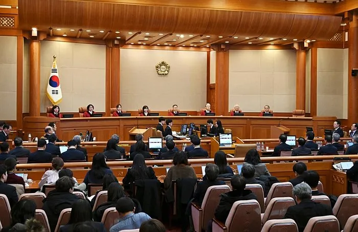 Güney Kore eski Devlet Başkanı mahkeme salonunda: İlk duruşma gerçekleşti