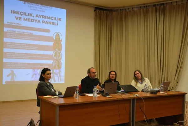 irkcilik-ayrimcilik-ve-medya-panelde-ele-alindi-1701757903266.jpg