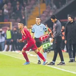 Dönüşü de olay