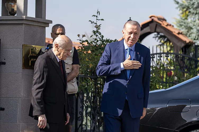 Başkan Erdoğan ve Bahçeli’nin açıklamalarına halktan destek: Memnuniyet uyandırdı
