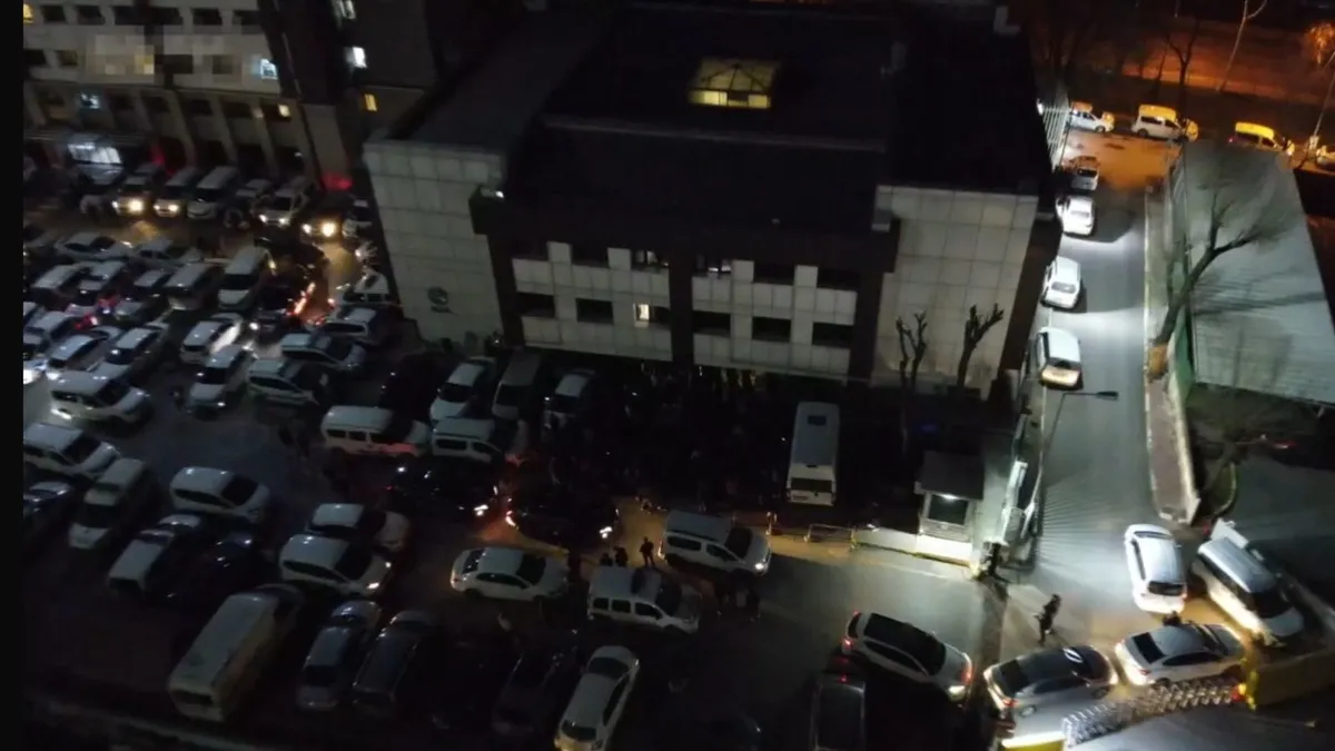 İstanbul’da rüşvet operasyonu: 11 kişi gözaltına alındı İstanbul’da rüşvet operasyonu: 11 kişi gözaltına alındı