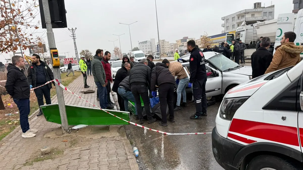 Nizip'te feci kaza 1 ölü, 6 yaralı