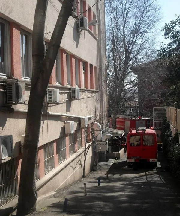 Kadıköy adliyesinde yangın