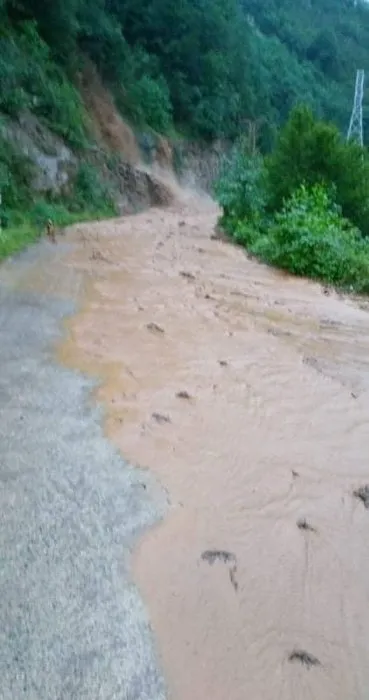 Son dakika: Giresun'da sel felaketi! Önüne kattığı her şeyi götürdü...