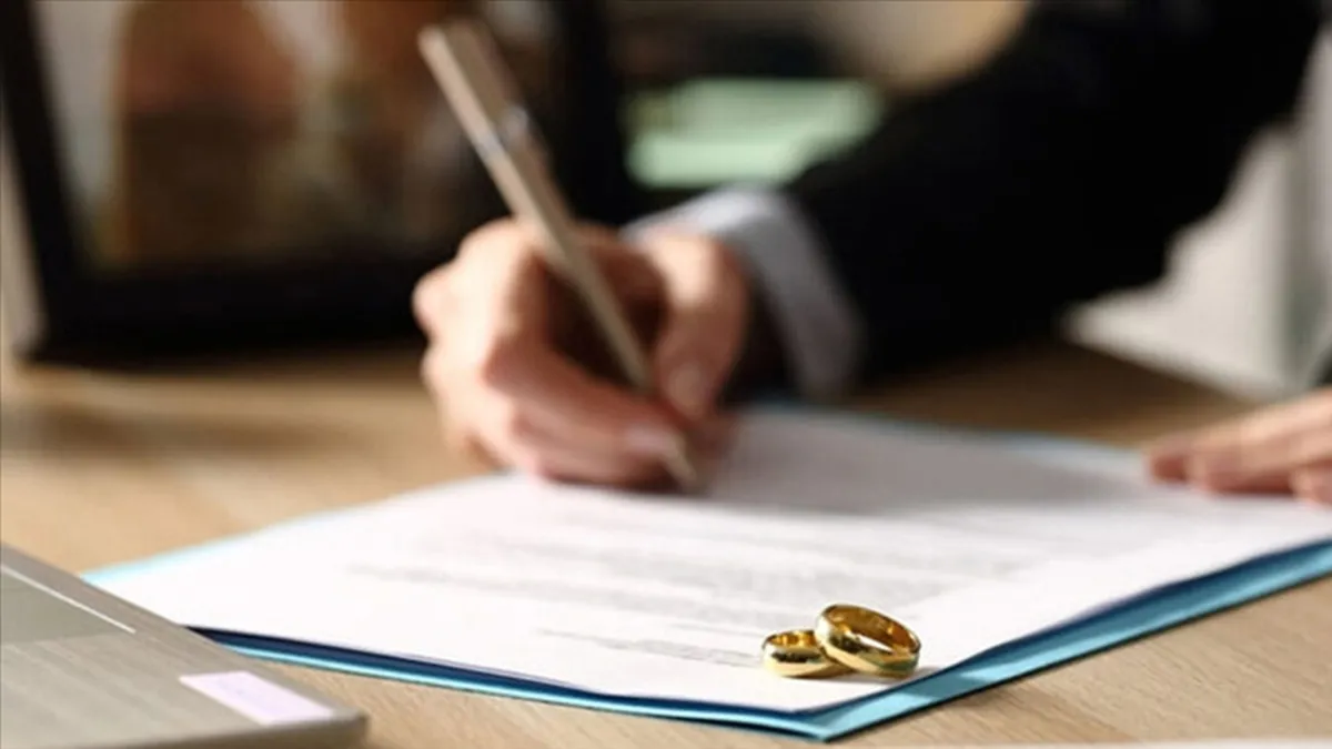 SGK’dan usulsüzlük denetimi: Hileli boşanan 2 bin 606 kişinin aylığı kesildi SGK’dan usulsüzlük denetimi: Hileli boşanan 2 bin 606 kişinin aylığı kesildi