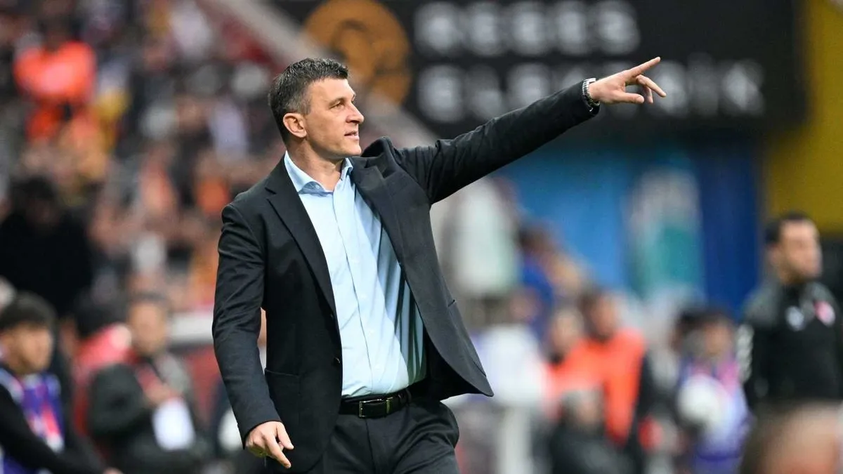 Kayserispor’da Jakirovic ile yollar ayrılıyor Kayserispor’da Jakirovic ile yollar ayrılıyor