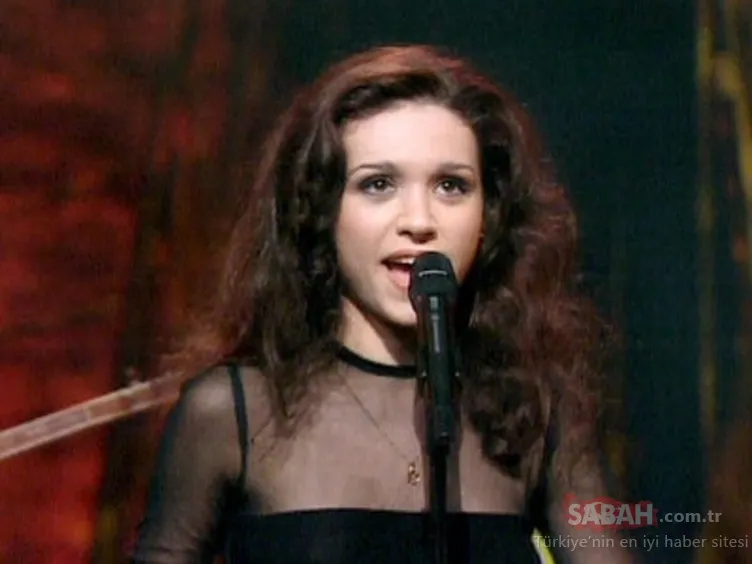 Şebnem Paker 27 yıl sonra ortaya çıktı! Eurovision’da Dinle şarkısıyla ülkemize üçüncülüğü kazandırmıştı...