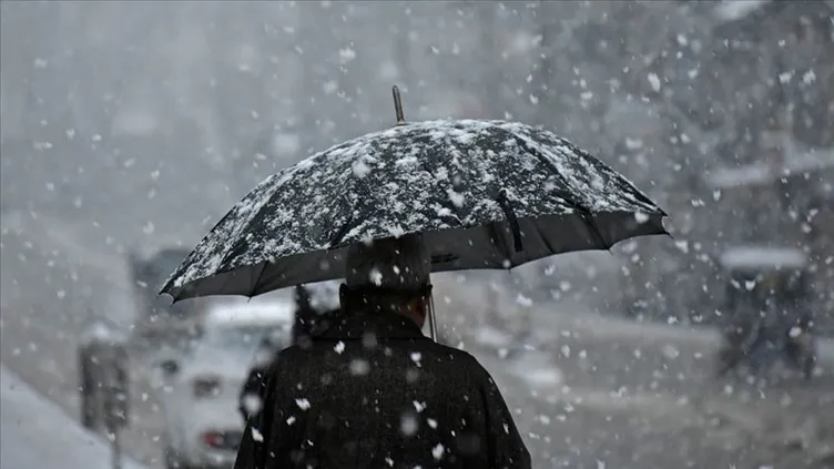 Nisan ayında kar alarmı! Meteoroloji’den İstanbul ve Ankara için uyarılar peş peşe geldi