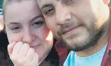 Annesini döven üvey babasını öldürdü