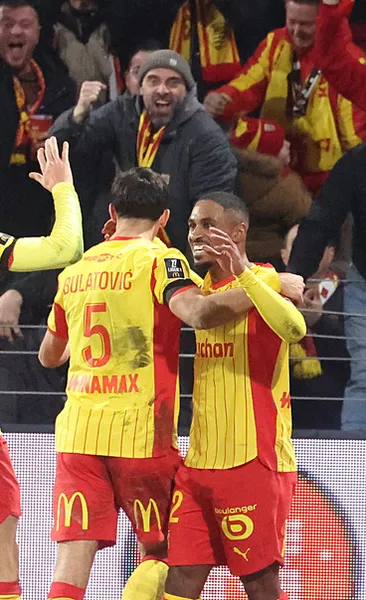Lens, Auxerre engelini tek golle geçti!