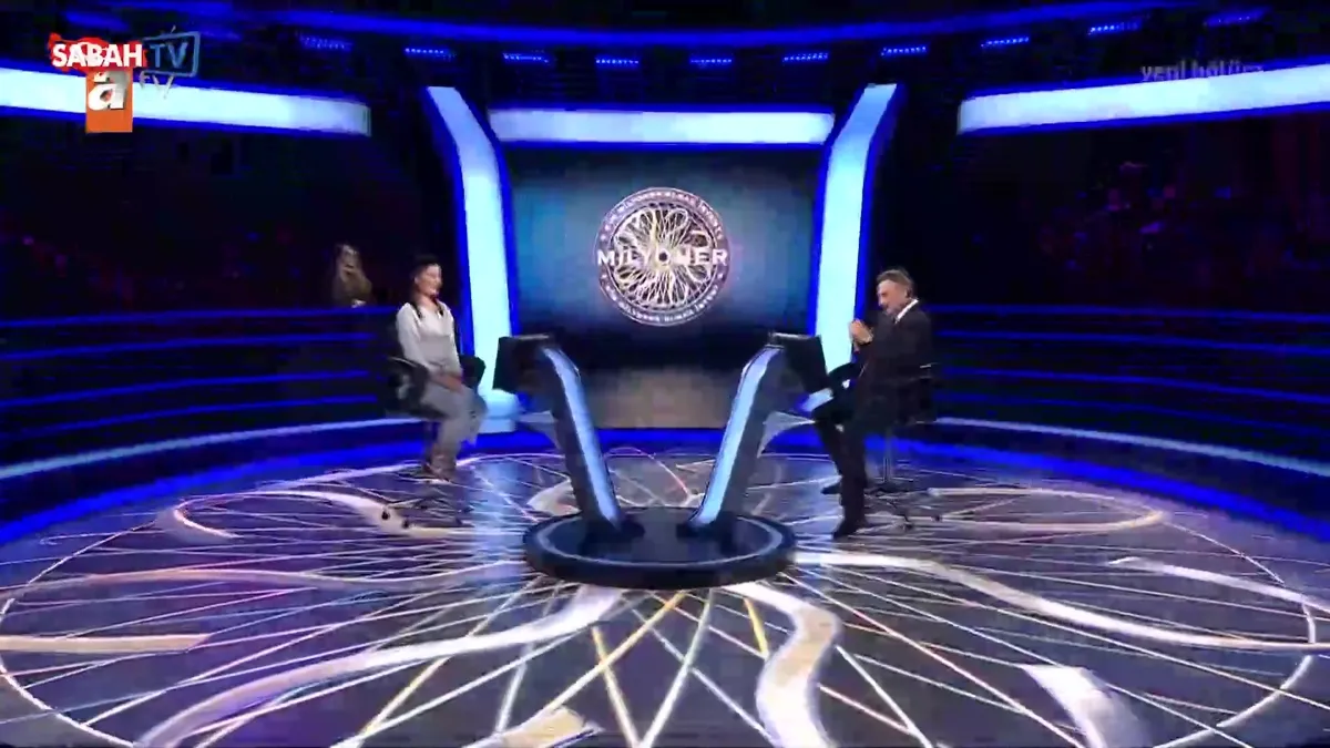 Kim Milyoner Olmak İster’de ilk soruda joker kullanarak herkesi şoke etti! videosunu izle Kim Milyoner Olmak İster’de ilk soruda joker kullanarak herkesi şoke etti! videosunu izle