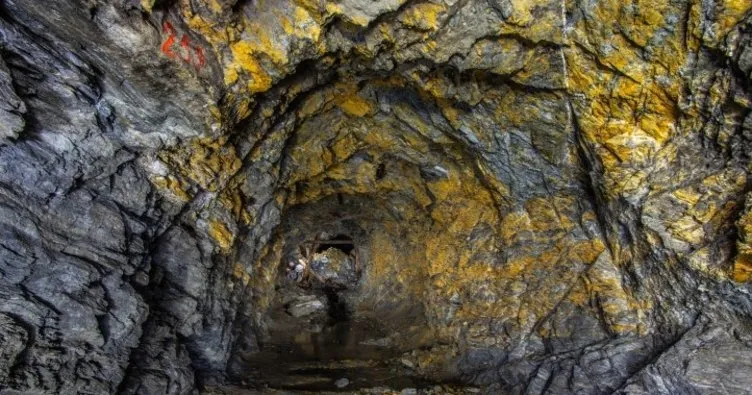 Zimbabve’de altın madeni çöktü! 30 maden işçisi göçük altında kaldı