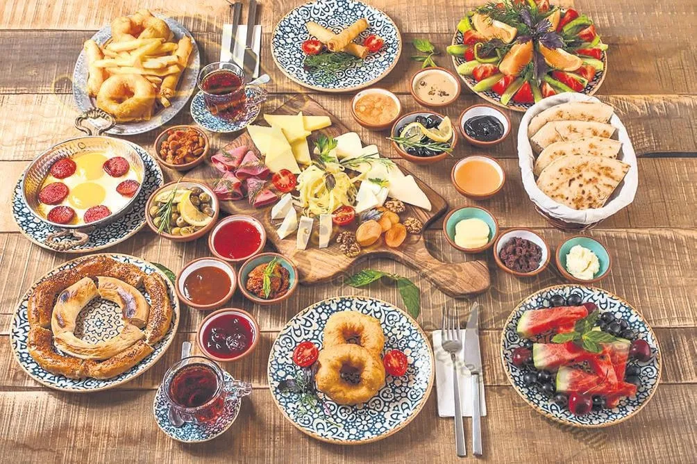 Dillere destan Türk kahvaltısı – İDİL AÇIKALIN