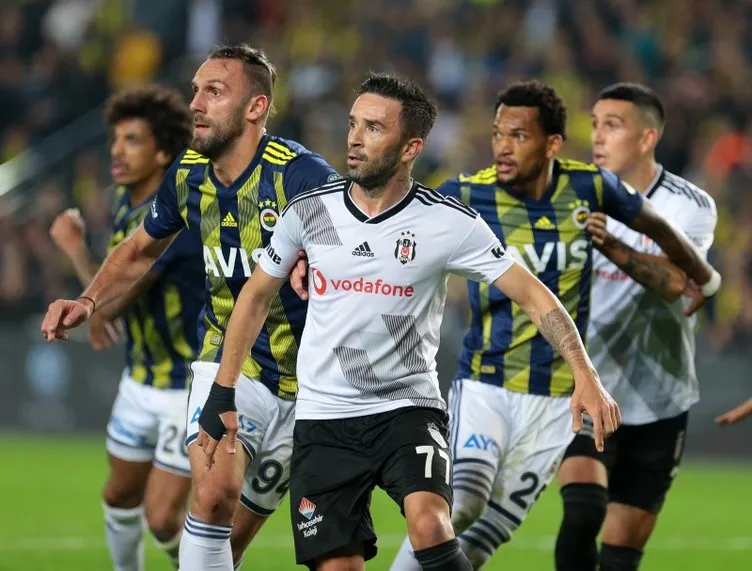 Gökhan Gönül’den flaş Fenerbahçe yanıtı!