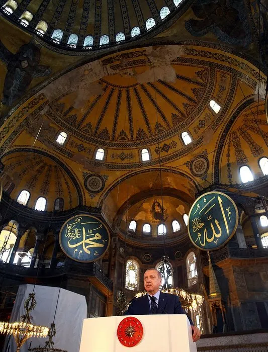 Cumhurbaşkanı Erdoğan'ın Yeditepe Bienali açılışından yansıyan kareleri