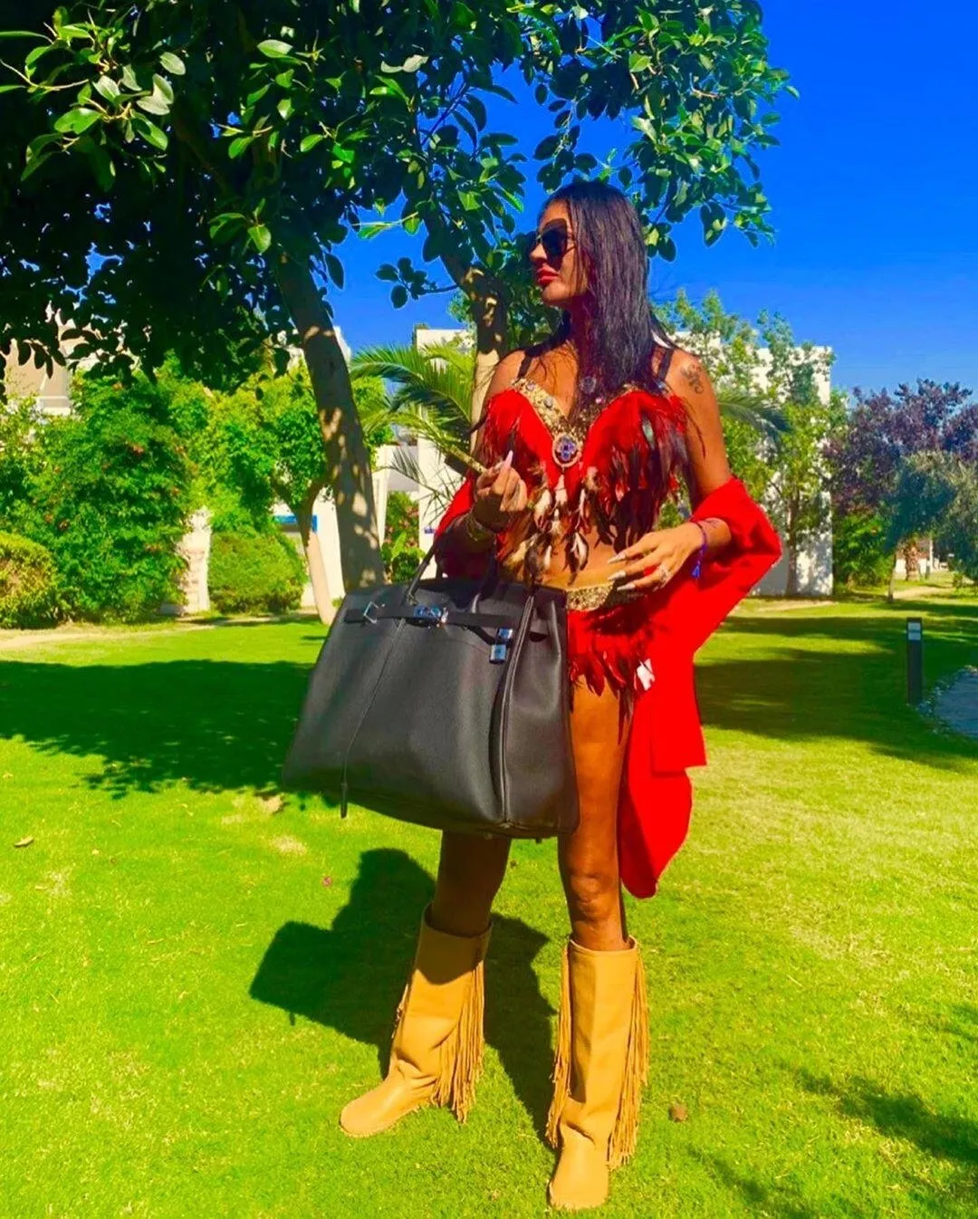 Sureyya Yalcin Kostumleriyle Bodrum A Damga Vurdu Sureyya Yalcin Kimdir Medya Haberleri Sureyya Yalcin Kostumleriyle Bodrum A Damga Vurdu Sureyya Yalcin Kimdir Medya Haberleri