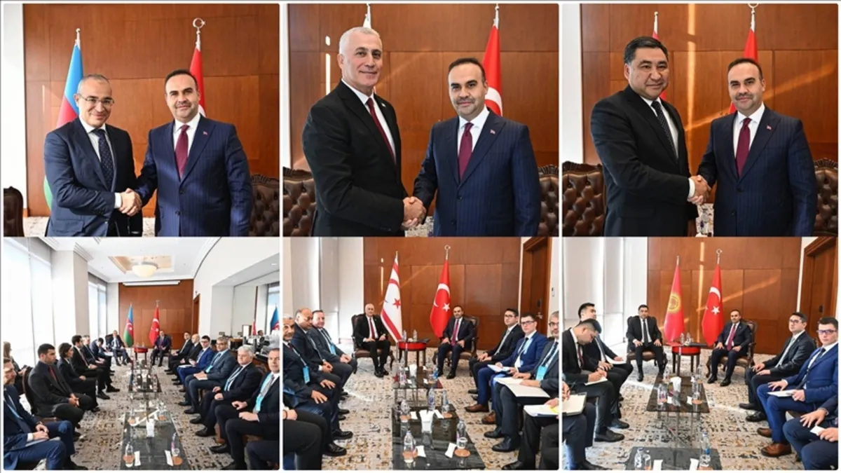 Bakan Kacır, Türk Devletleri’nin bakanlarıyla görüştü Bakan Kacır, Türk Devletleri’nin bakanlarıyla görüştü