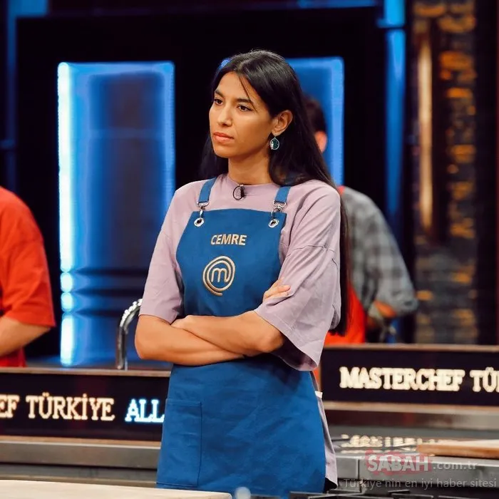 MasterChef’in ilk kadın şampiyonu Cemre Uyanık değişimiyle mest etti! Bakan bir daha dönüp bakıyor...