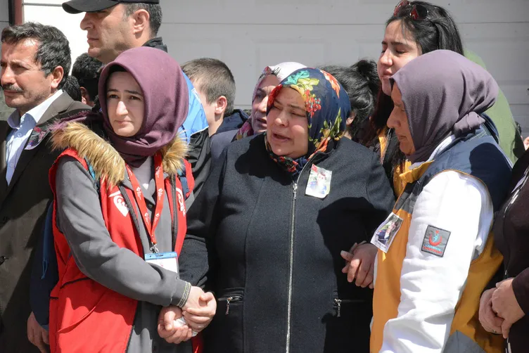 UMKE Paramedik sağlık personeli şehit Burak Tatar son yolculuğuna uğurlandı