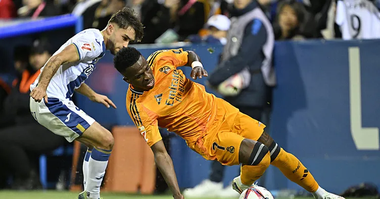 Real Madrid’de Vinicius 1 ay yok