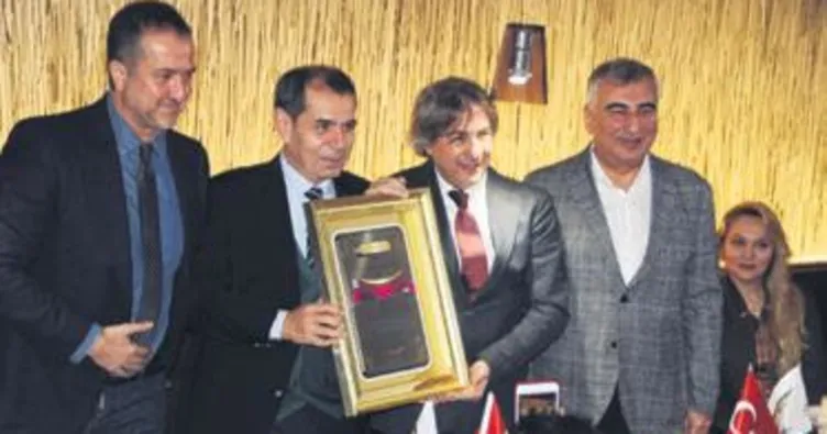 Başkan Demircan’a teşekkür plaketi