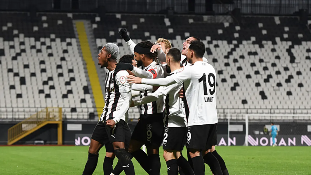 Manisa FK’dan muhteşem geri dönüş Manisa FK’dan muhteşem geri dönüş