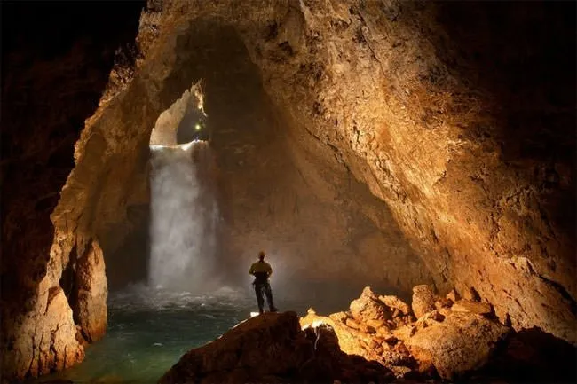 Dünyanın en güzel ve gizemli mağaraları
