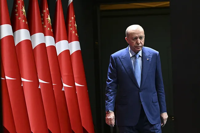 son-dakika-baskan-erdogandan-kahramanmaras-ve-sanliurfadaki-okul-saldirilarina-iliskin-aciklama-failler-toplum-1776705728911.jpeg SON DAKİKA: Başkan Erdoğan’dan Kahramanmaraş ve Şanlıurfa'daki okul saldırılarına ilişkin açıklama: Failler toplumu terörize etmek istiyor