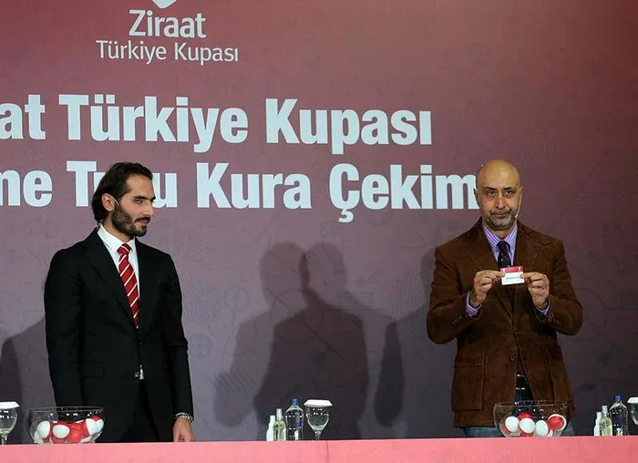 umit-milli-takim-teknik-direktoru-tolunay-kafkas-sabah-spora-konustu-arda-guler-ve-kerem-akturkoglu-1647504972955.jpeg