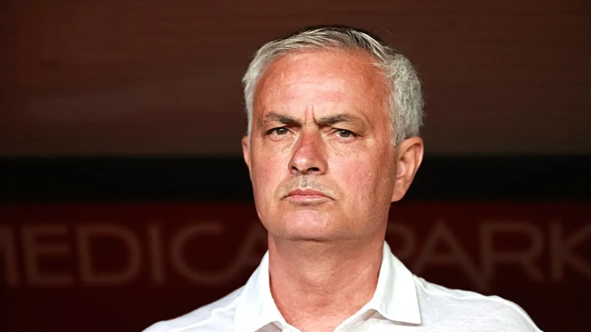 Jose Mour...                    </div>
                    <div class=