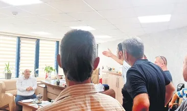 EYT’liler belediye binasını bastı