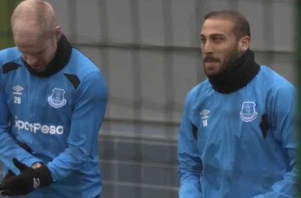 Cenk Tosun form tutuyor