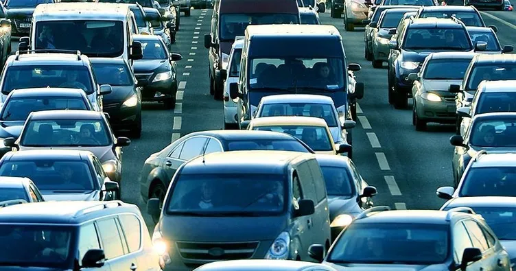 Hafif ticari araç satışları fren yaptı