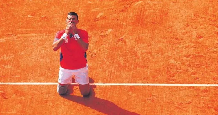 Kortun kralı 37’lik Djokovic