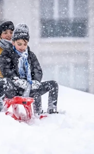 Afyonkarahisar’da yarın okullar tatil mi? 14 Ocak Çarşamba Afyonkarahisar kar tatili için gözler valilikte!