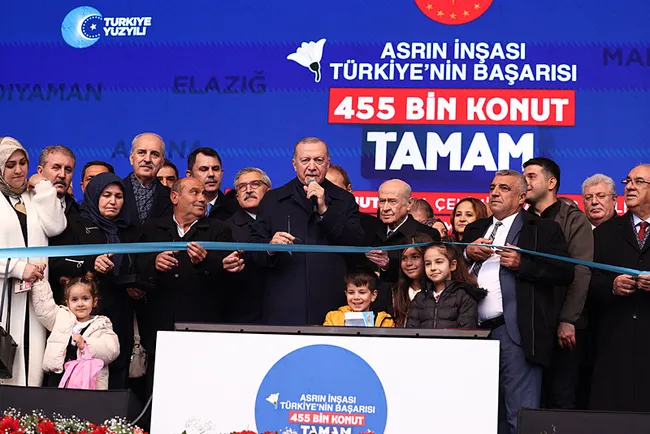 455 bininci konut teslim edildi! Başkan Erdoğan: Alnımız ak olarak sizin karşınızdayız!