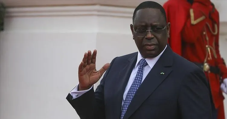 Senegal Cumhurbaşkanı Sall karantinaya alındı