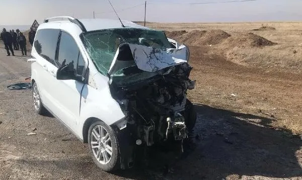 Sivas’ta kahreden kaza: 1 ölü, 1 yaralı!