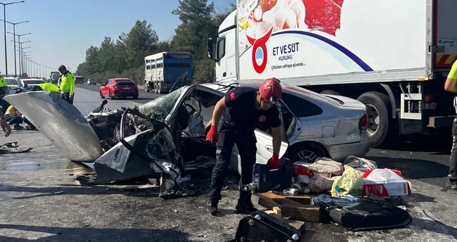 Trafik kazasında anne öldü, oğlu yaralandı - Sabah