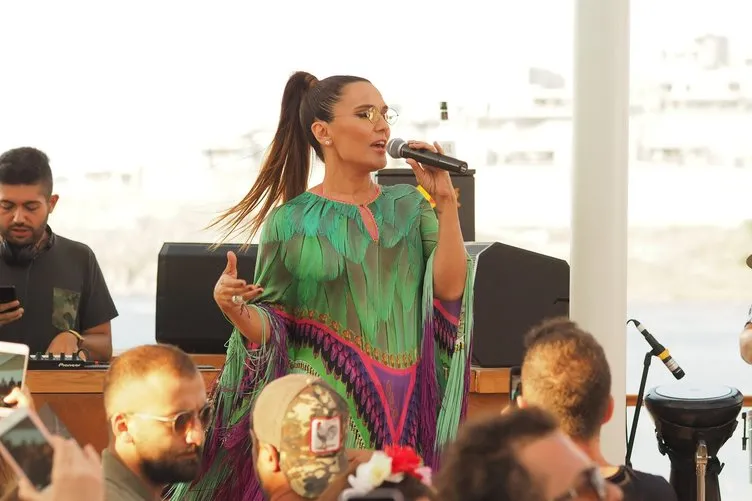 Demet Akalın bebek mi bekliyor? Sayfa 6 Son Dakika Demet Akalın bebek mi bekliyor? Sayfa 6 Son Dakika