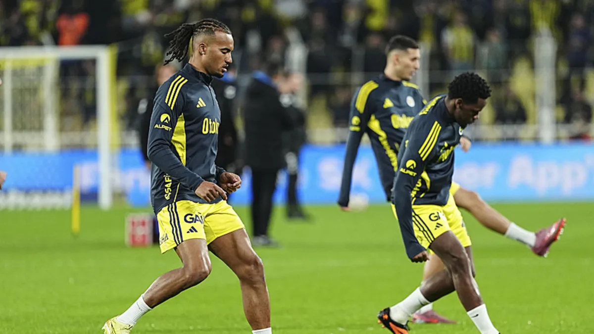 Fenerbahçe’ye kötü haber! Oyuna devam edemedi Fenerbahçe’ye kötü haber! Oyuna devam edemedi