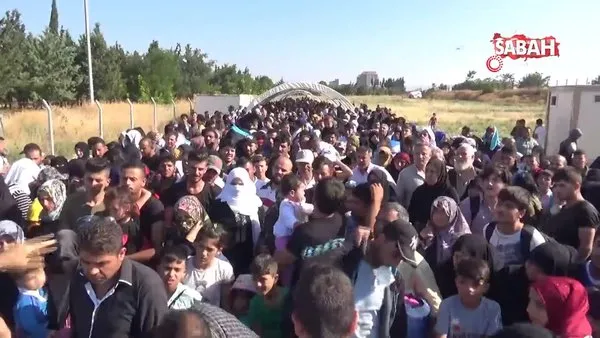 Bayram ziyareti için için ülkelerine giden Suriyelilerin sayısı 20 bini aştı