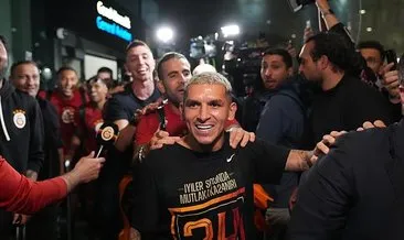 Şampiyon Galatasaray İstanbul’a geldi