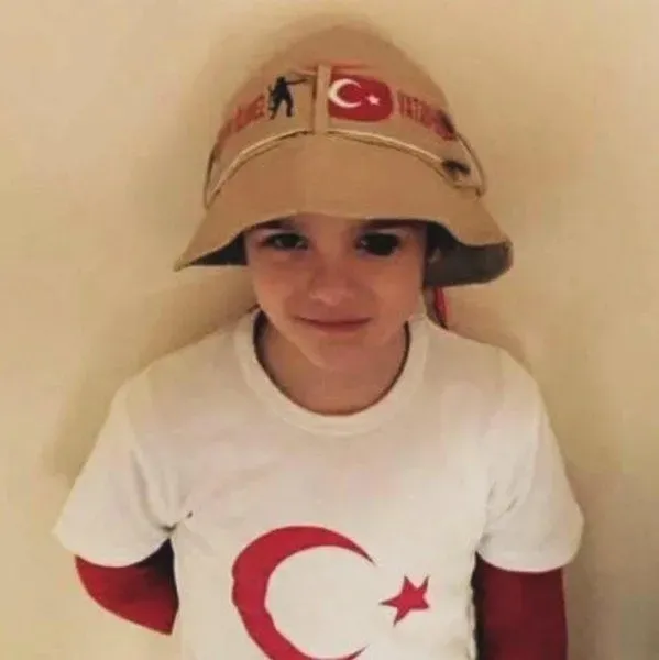 mattia-ahmet-minguzzinin-annesini-tehdit-eden-sanik-hakim-karsisinda-1778584952832.jpeg