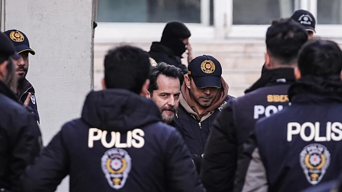 SON DAKİKA! Futbolda bahis soruşturmasında gözaltına alınmıştı: Erden Timur’un savcılık ifadesi ortaya çıktı! SON DAKİKA! Futbolda bahis soruşturmasında gözaltına alınmıştı: Erden Timur’un savcılık ifadesi ortaya çıktı!