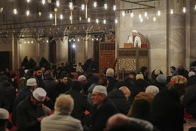 mirac-kandili-yurtta-dualarla-idrak-edildi-1768500886265.jpeg (800×534)