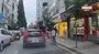 Tek teker üstünde hem kendini, hem de trafiği tehlikeye attı | Video